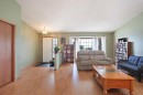 35 Parkland Close East, Brooks, AB  - Indoor Photo Showing Living Room 