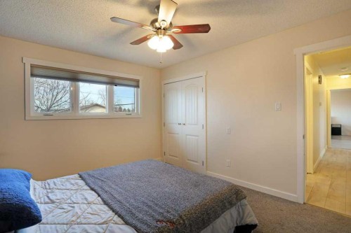 534 Iris Street, Rosemary, AB - Indoor Photo Showing Bedroom