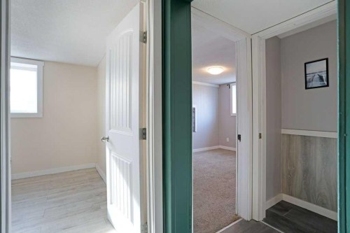 534 Iris Street, Rosemary, AB - Indoor Photo Showing Other Room