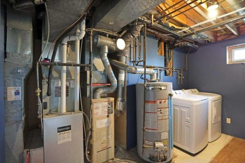 534 Iris Street, Rosemary, AB - Indoor Photo Showing Basement