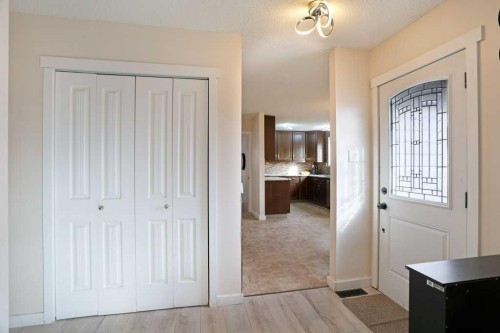 534 Iris Street, Rosemary, AB - Indoor