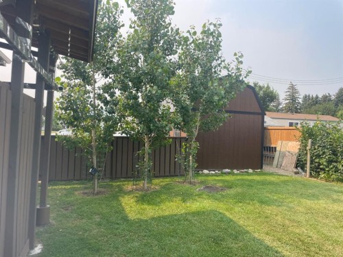92 Railway Avenue, Rosemary, AB - Outdoor