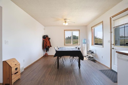21 Pleasant Park Green West, Brooks, AB - Indoor
