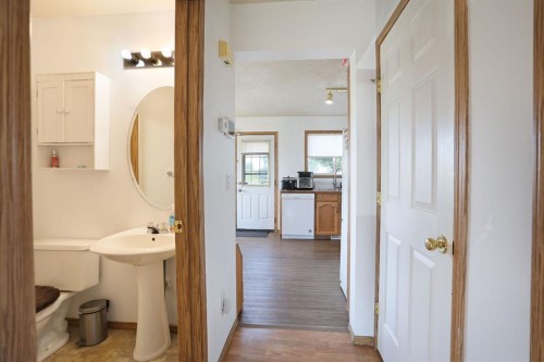 21 Pleasant Park Green West, Brooks, AB - Indoor