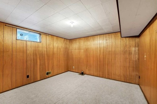 31 8 Street West, Brooks, AB - Indoor Photo Showing Other Room