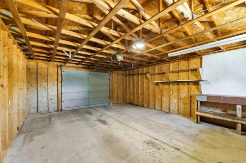 31 8 Street West, Brooks, AB - Indoor Photo Showing Other Room