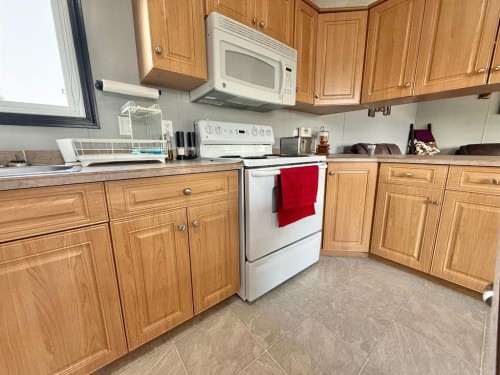 48-349 Railway Avenue, Duchess, AB 