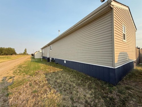 48-349 Railway Avenue, Duchess, AB 