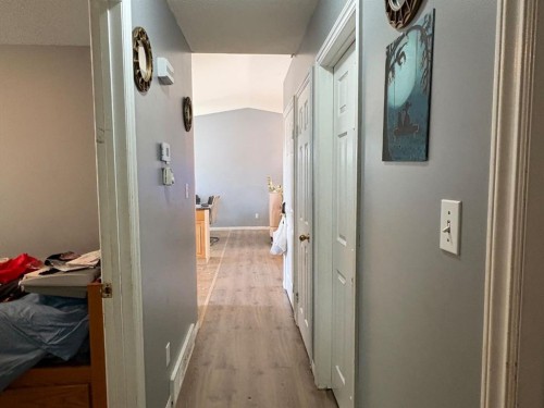 66 Upland Road West, Brooks, AB - Indoor Photo Showing Other Room
