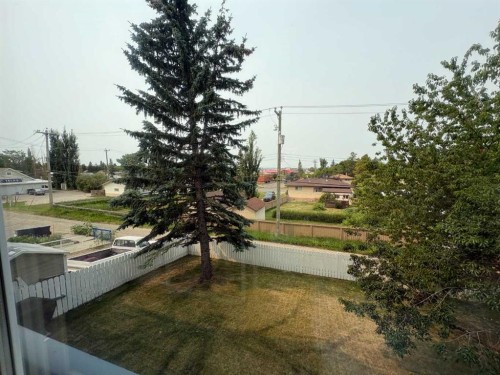 209-4514 54 Avenue, Olds, AB - Outdoor