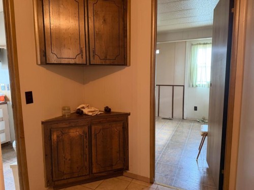 171 2 Avenue, Drumheller, AB - Indoor Photo Showing Other Room