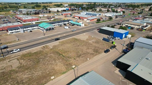 820 2 Street West, Brooks, AB 