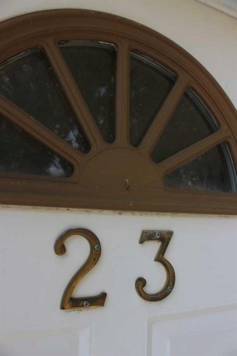 23 Pine Avenue West, Brooks, AB - Indoor