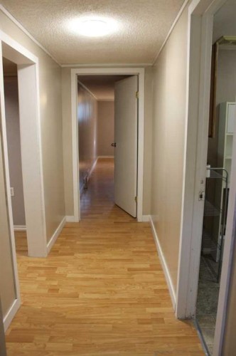 23 Pine Avenue West, Brooks, AB - Indoor Photo Showing Other Room