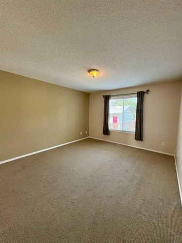 416 3 Avenue, Bassano, AB - Indoor Photo Showing Other Room