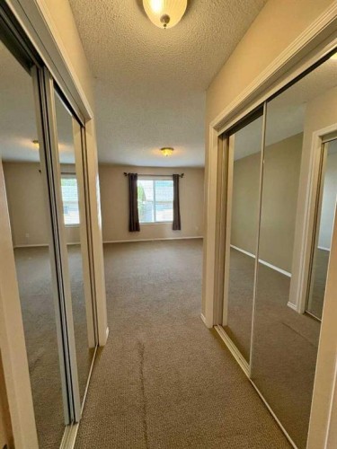 416 3 Avenue, Bassano, AB - Indoor Photo Showing Other Room