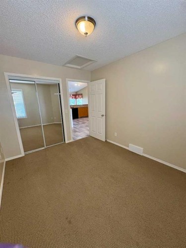 416 3 Avenue, Bassano, AB - Indoor Photo Showing Other Room