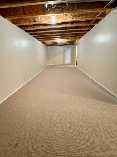 416 3 Avenue, Bassano, AB - Indoor Photo Showing Other Room