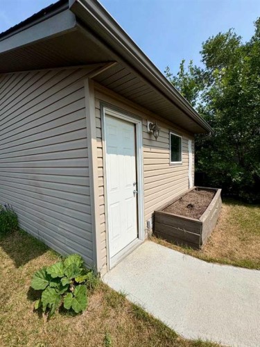 416 3 Avenue, Bassano, AB - Outdoor With Exterior