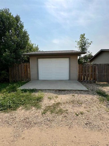 416 3 Avenue, Bassano, AB - Outdoor