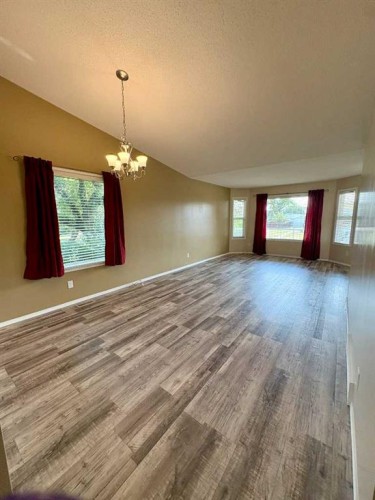 416 3 Avenue, Bassano, AB - Indoor Photo Showing Other Room