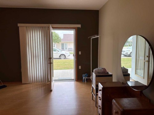 105-5600 Sunrise Crescent, Olds, AB - Indoor