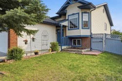 76 Crystalridge Crescent  Okotoks, AB T1S 1V2