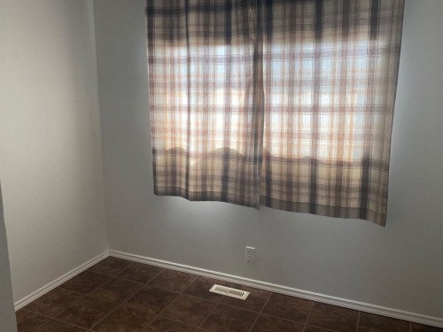 106 Winkler Drive, Hanna, AB - Indoor Photo Showing Other Room