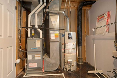 50 Chilcotin Way West, Lethbridge, AB - Indoor Photo Showing Basement
