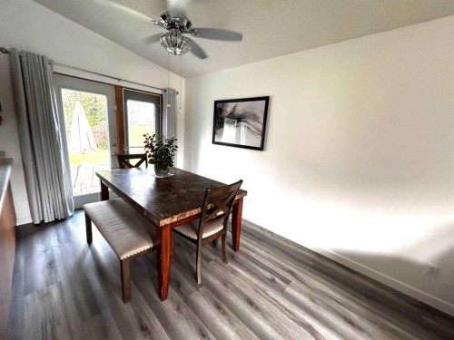 8 Louise Crescent, Duchess, AB - Indoor Photo Showing Dining Room
