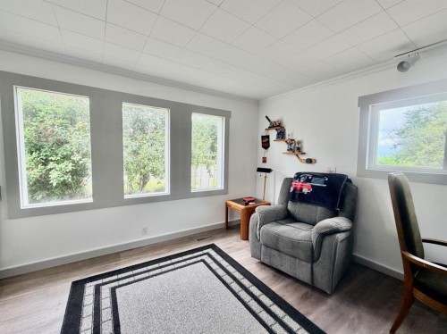 205 2 Street West, Munson, AB - Indoor