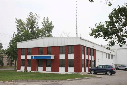 7730 46 Street Se, Calgary, AB 