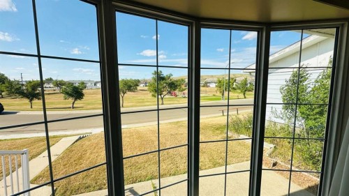44 Cedar Crescent, Drumheller, AB - Indoor Photo Showing Other Room