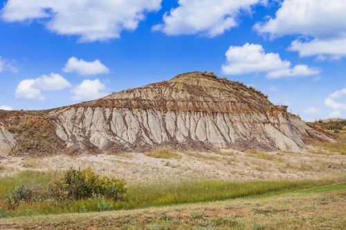 701 Centre Street, Drumheller, AB 