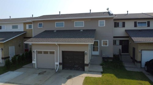 144 Winkler Drive  Hanna, AB T0J 1P0