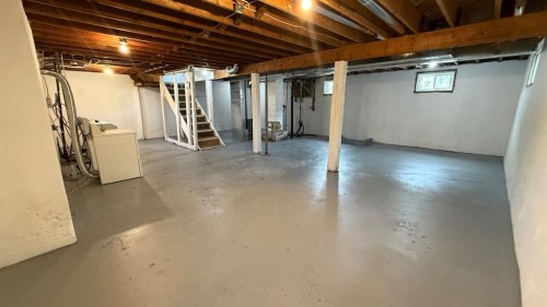 709 Centre Street, Hanna, AB - Indoor Photo Showing Basement