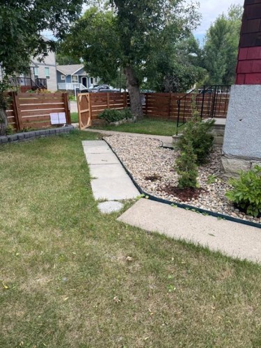 358 2 Street E, Drumheller, AB - Outdoor