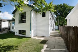 632 1 Street WESTBrooks, AB T1R 0N3
