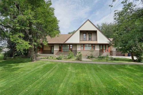 1024 Cassils Road West, Brooks, AB 