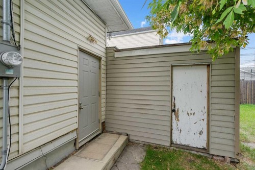 1804 41 Street Nw, Calgary, AB 