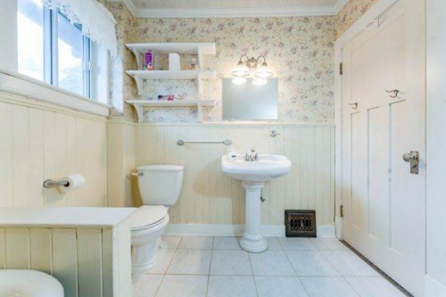 275 3 Ave E, Drumheller, AB 
