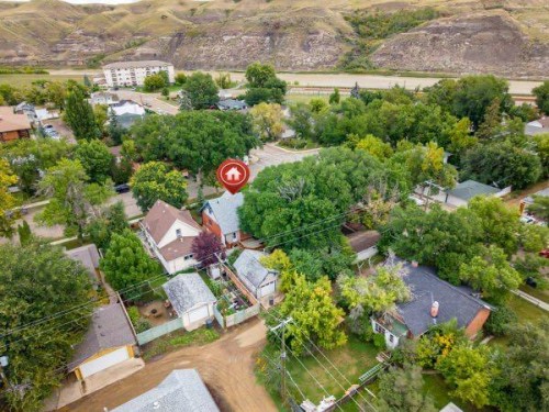 275 3 Ave E, Drumheller, AB 