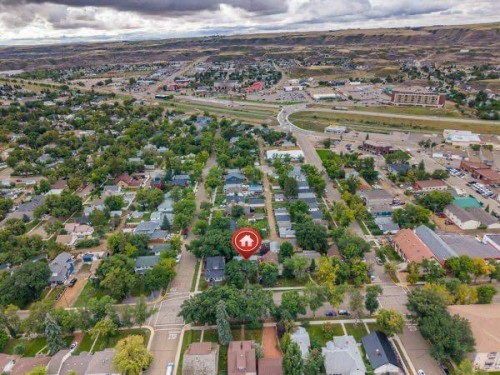 275 3 Ave E, Drumheller, AB 