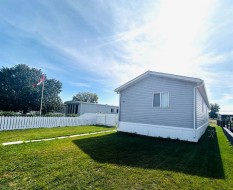 19 Eastbrook Drive EASTBrooks, AB T1R 0H9