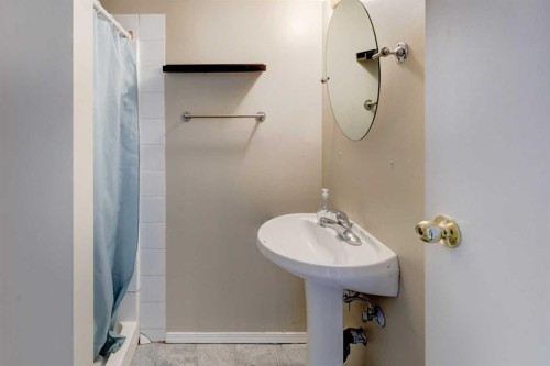 1718 Midland Place, Drumheller, AB 