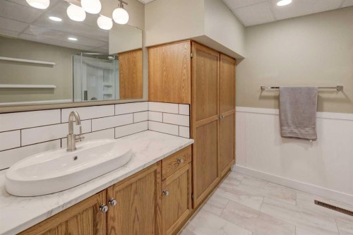 3 Spruce Drive, Drumheller, AB 