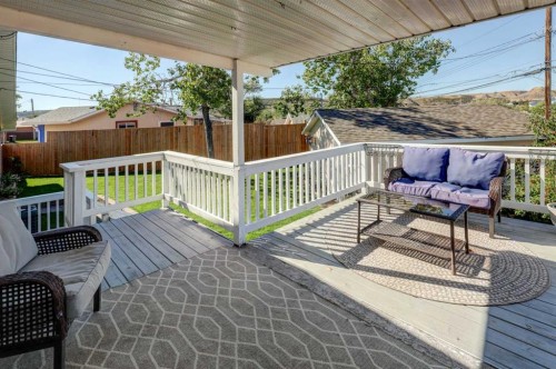 3 Spruce Drive, Drumheller, AB 