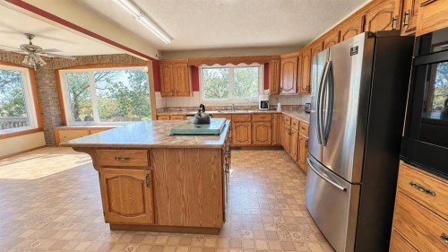 30173 Rr 150, Hanna, AB 