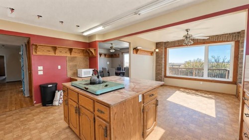30173 Rr 150, Hanna, AB 