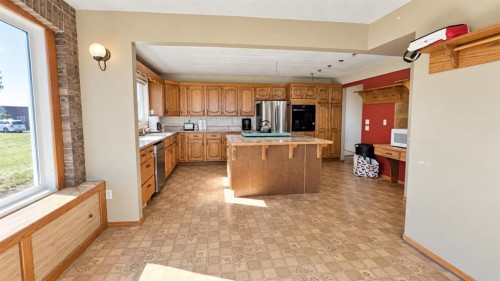 30173 Rr 150, Hanna, AB 
